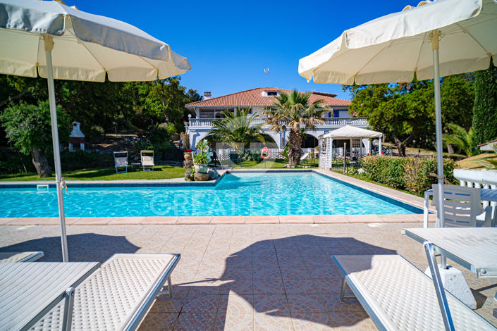 Image No.21-13 Bed Country House for sale