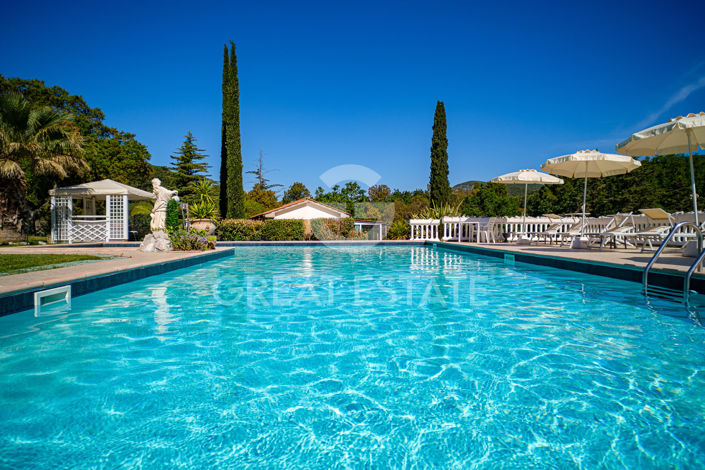 Image No.23-13 Bed Country House for sale