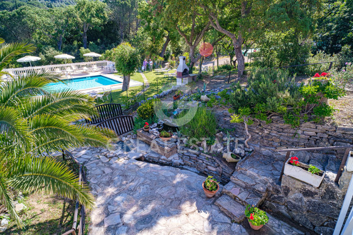 Image No.26-13 Bed Country House for sale