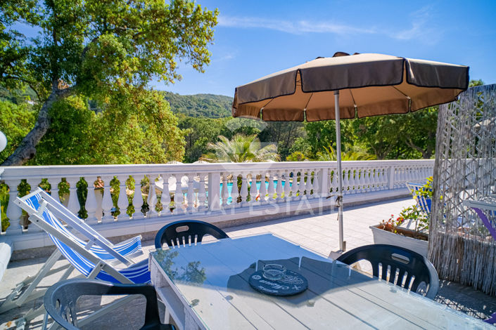 Image No.27-13 Bed Country House for sale