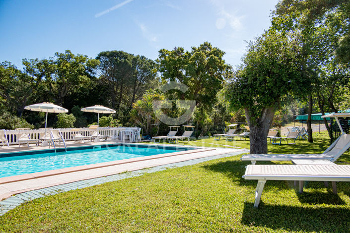 Image No.44-13 Bed Country House for sale