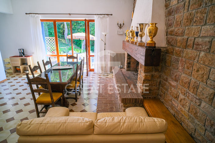 Image No.56-13 Bed Country House for sale