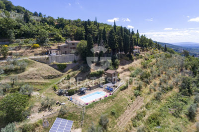 6 Bed Country House for sale