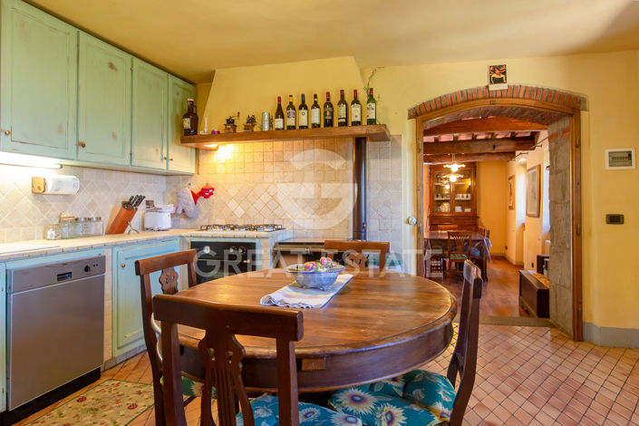 Image No.26-6 Bed Country House for sale