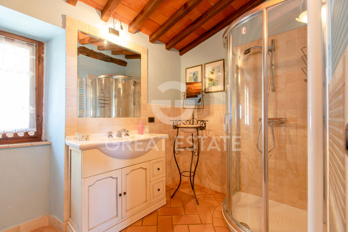 Image No.38-6 Bed Country House for sale