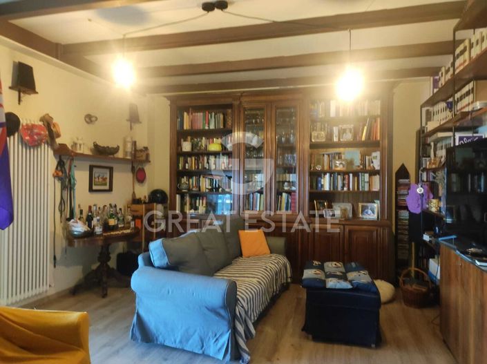 Image No.43-6 Bed Country House for sale