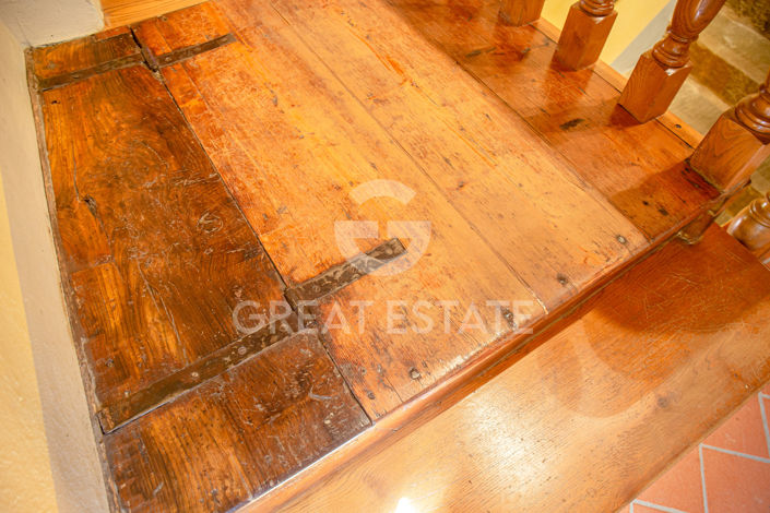 Image No.55-6 Bed Country House for sale