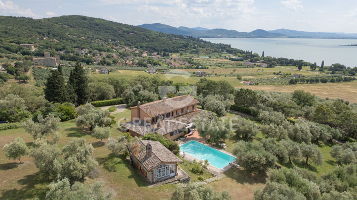 Image No.11-4 Bed Country House for sale