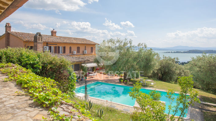 Image No.15-4 Bed Country House for sale