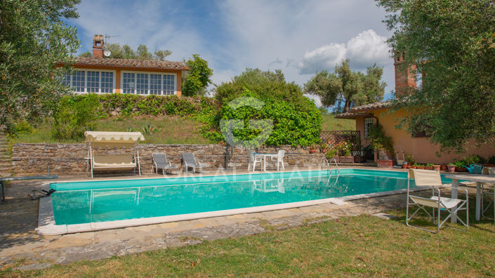 Image No.18-4 Bed Country House for sale