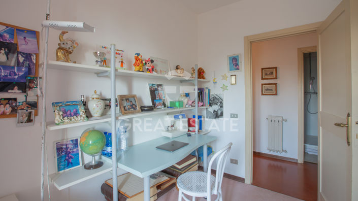 Image No.34-4 Bed Country House for sale