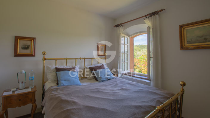 Image No.37-4 Bed Country House for sale