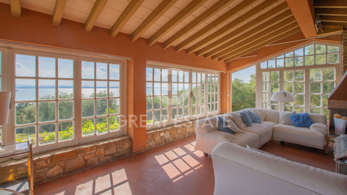 Image No.42-4 Bed Country House for sale