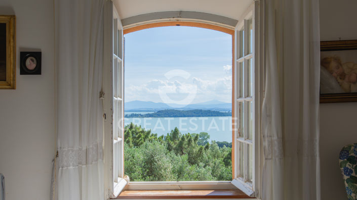 Image No.44-4 Bed Country House for sale