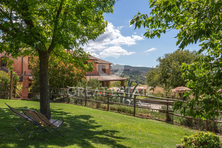 Image No.15-17 Bed Country House for sale