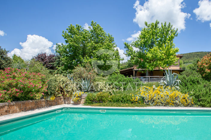 Image No.17-17 Bed Country House for sale