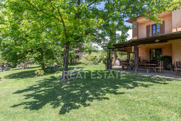 Image No.23-17 Bed Country House for sale