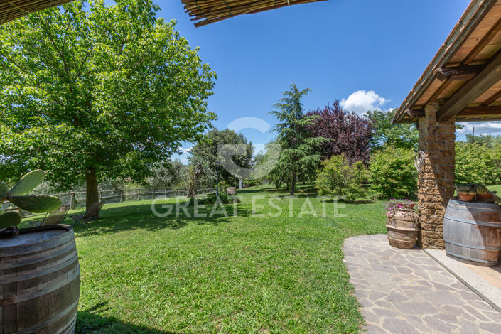 Image No.27-17 Bed Country House for sale