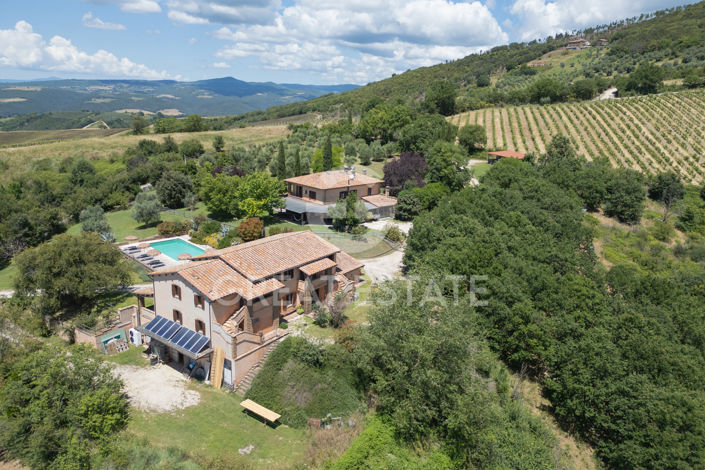 Image No.33-17 Bed Country House for sale