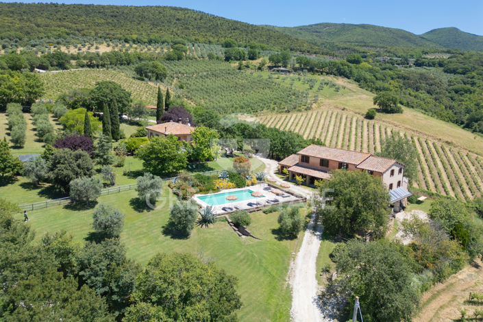 Image No.35-17 Bed Country House for sale