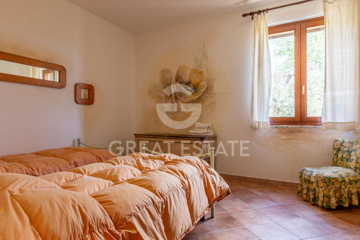 Image No.55-17 Bed Country House for sale