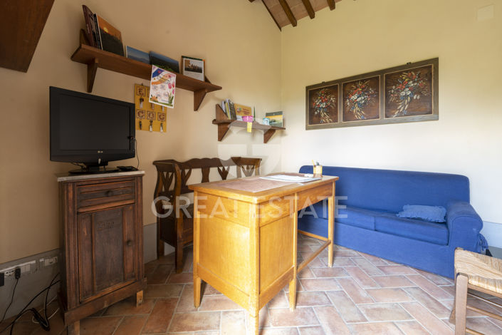 Image No.49-9 Bed Country House for sale