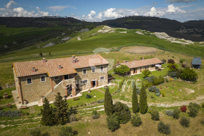 Image No.8-9 Bed Country House for sale