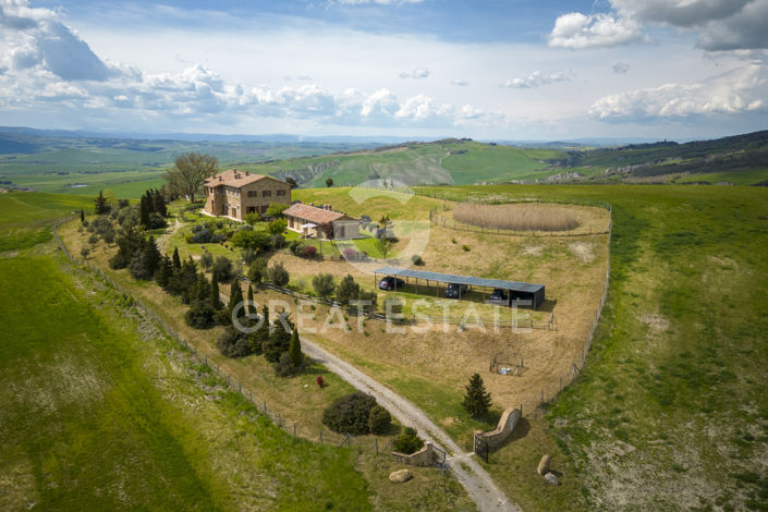 Image No.9-9 Bed Country House for sale