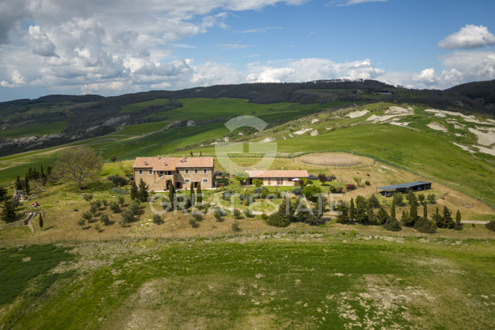 Image No.10-9 Bed Country House for sale