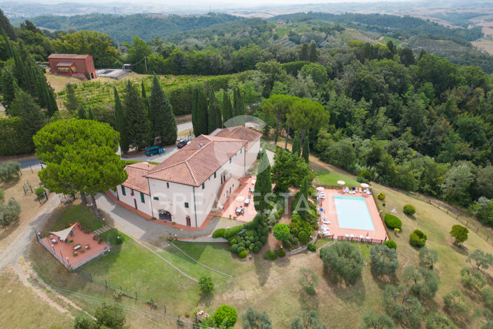 Image No.8-12 Bed Country House for sale