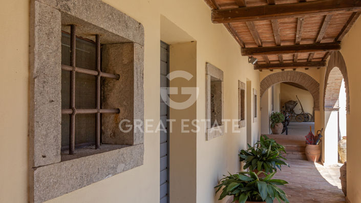 Image No.12-6 Bed Country House for sale