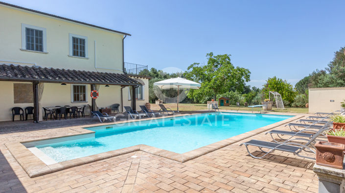 Image No.18-6 Bed Country House for sale