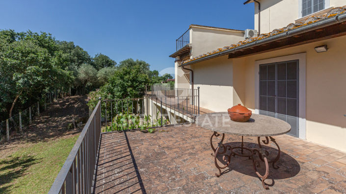 Image No.20-6 Bed Country House for sale