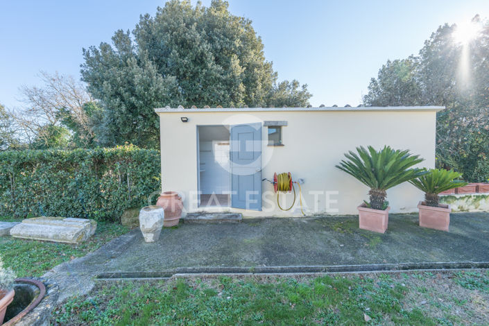 Image No.22-6 Bed Country House for sale