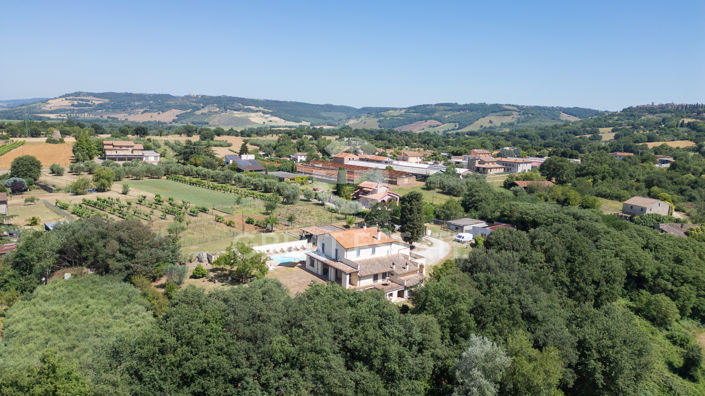 Image No.32-6 Bed Country House for sale