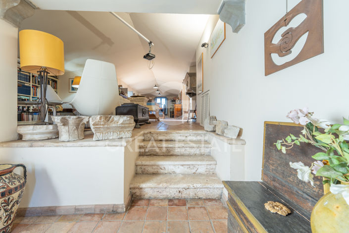 Image No.36-6 Bed Country House for sale