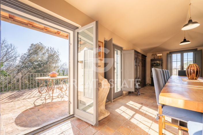 Image No.39-6 Bed Country House for sale