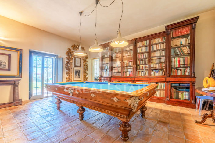 Image No.45-6 Bed Country House for sale