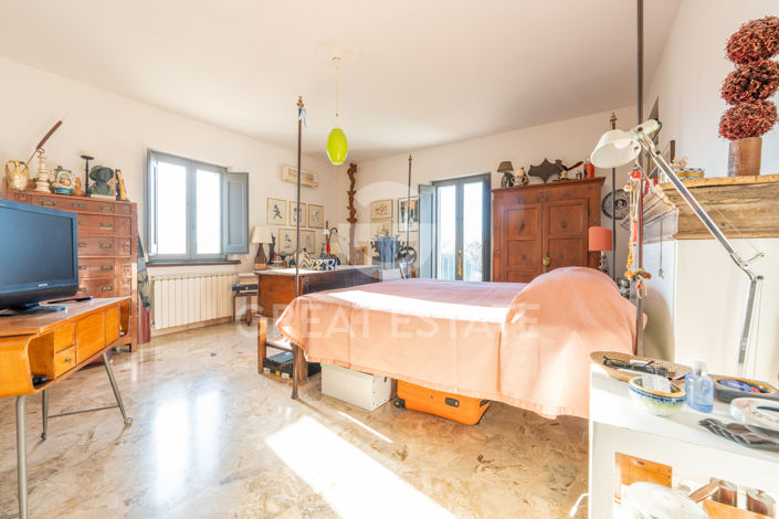 Image No.48-6 Bed Country House for sale