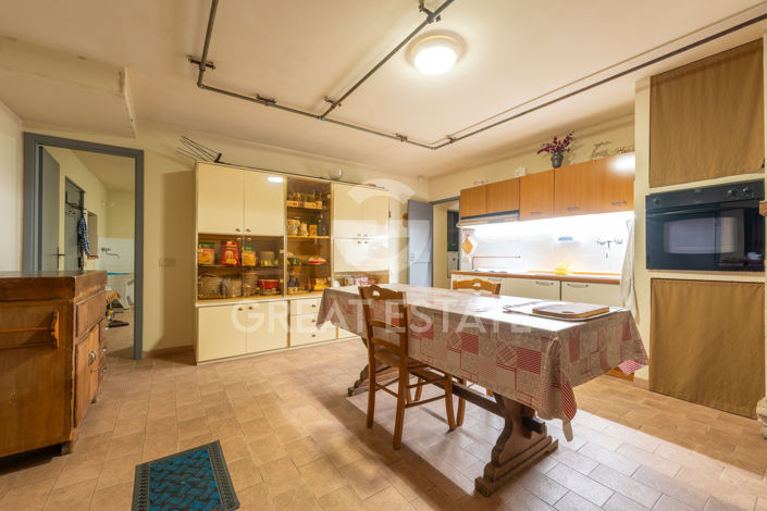 Image No.53-6 Bed Country House for sale