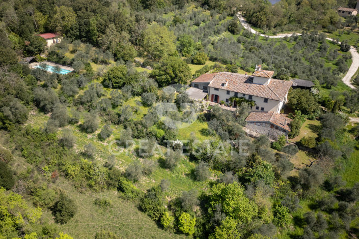 Image No.18-6 Bed Country House for sale