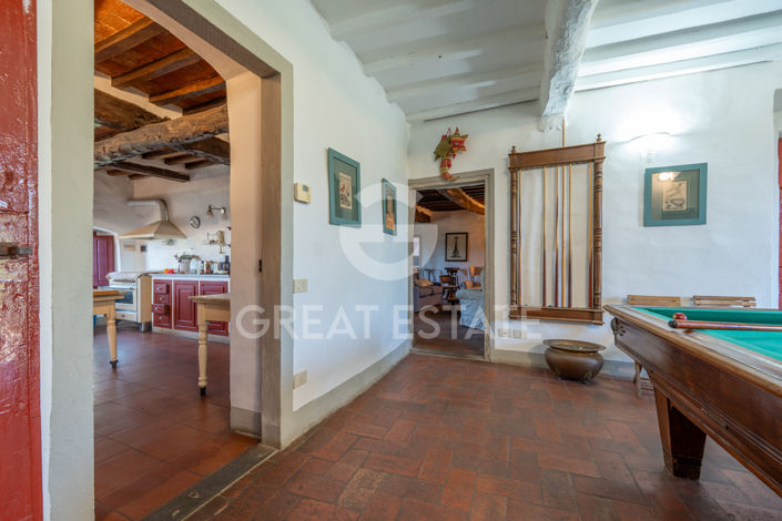 Image No.30-6 Bed Country House for sale