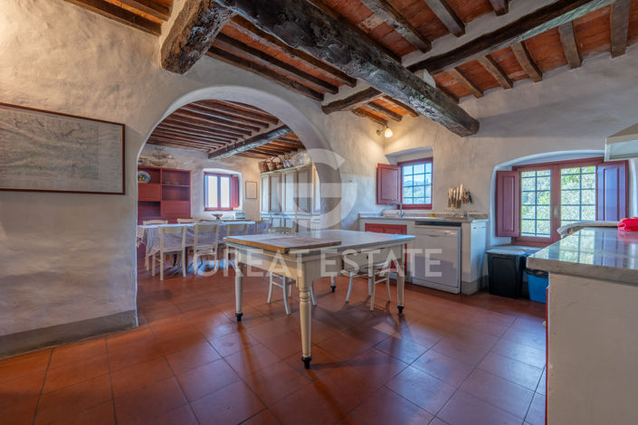 Image No.31-6 Bed Country House for sale