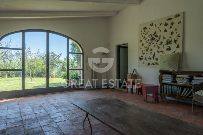 Image No.40-6 Bed Country House for sale