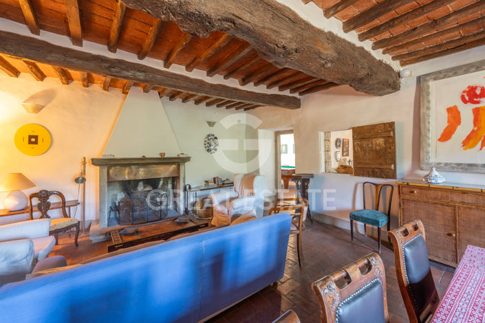 Image No.6-6 Bed Country House for sale