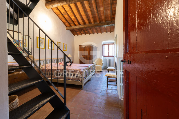 Image No.57-6 Bed Country House for sale