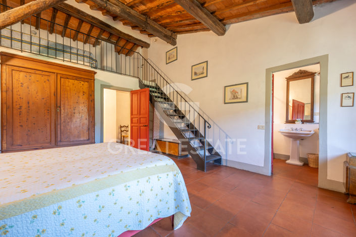 Image No.61-6 Bed Country House for sale