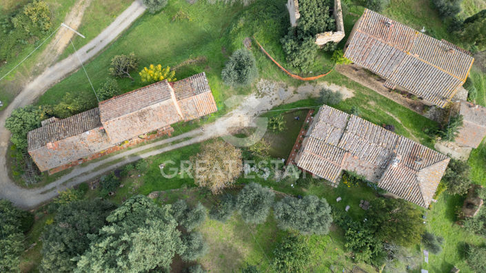 Image No.11-13 Bed Country House for sale