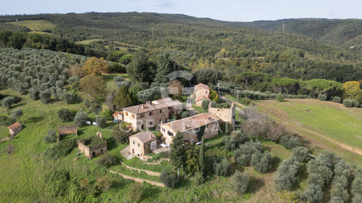 Image No.15-13 Bed Country House for sale