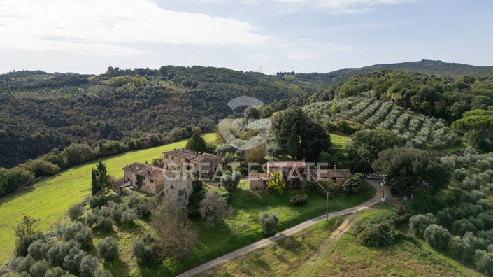 Image No.16-13 Bed Country House for sale